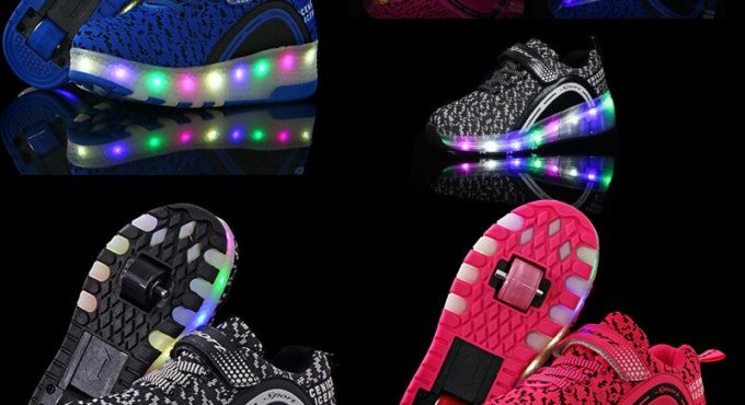 Children's LED light roller skates boys and girls hair smooth sneakers with wheels children's roller skates wing shoes