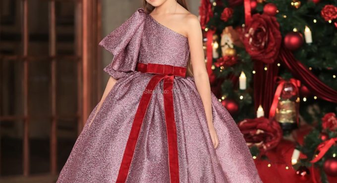 Sequines Ball Gowns Girls Pageant Dresses Inclined shoulder Formal Kids Party Gown Flower Girl Dresses for Weddings