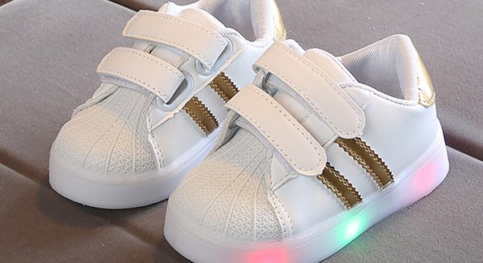 Size 21-30 Baby Toddler Glowing Shoes Children Led Breathable Shoes Boys Glowing Sneakers Girls Sneakers with Luminous Sole