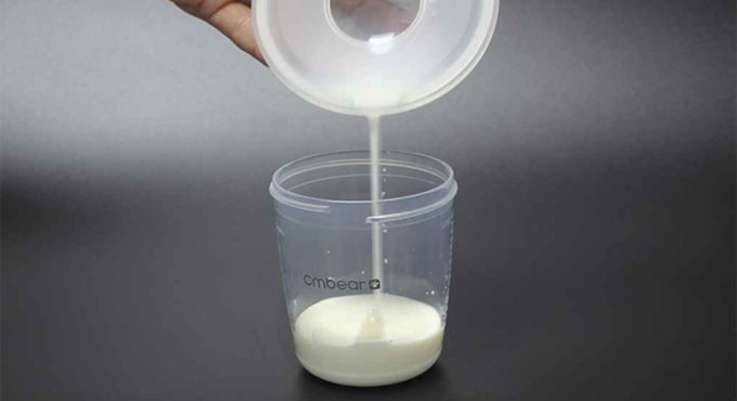 Portable Breast Milk Collector Breastmilk Saver Silicone Soft Nipple Suction Container Reusable